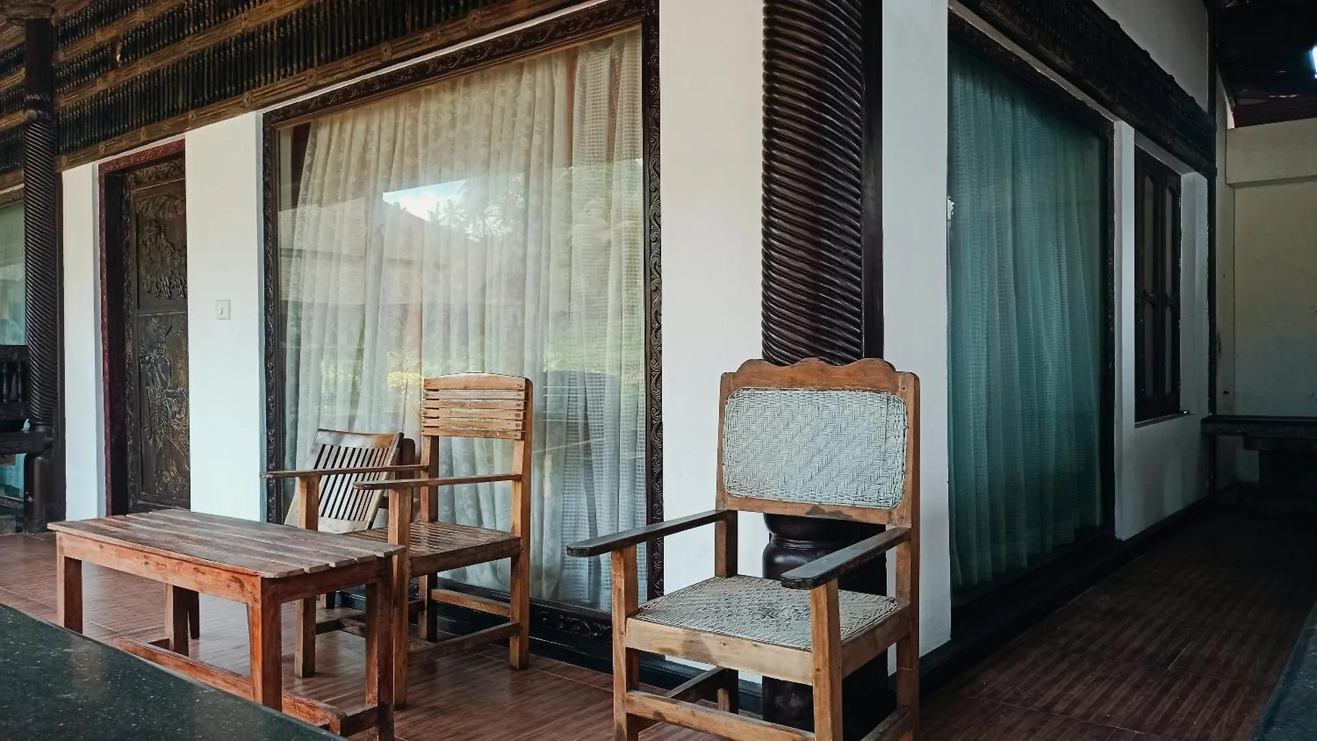 Hotel West Bay Palm Treeheritage Beach Resort Varkala