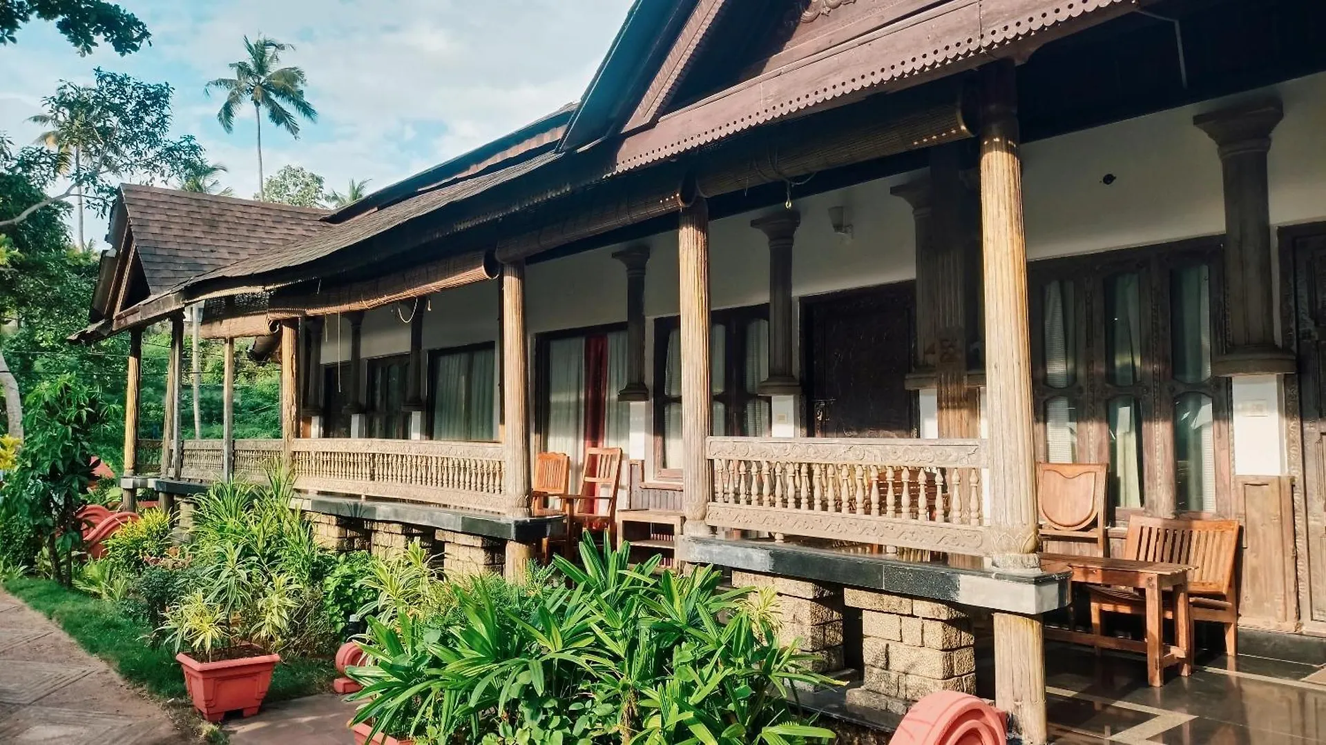West Bay Palm Treeheritage Beach Resort Varkala India