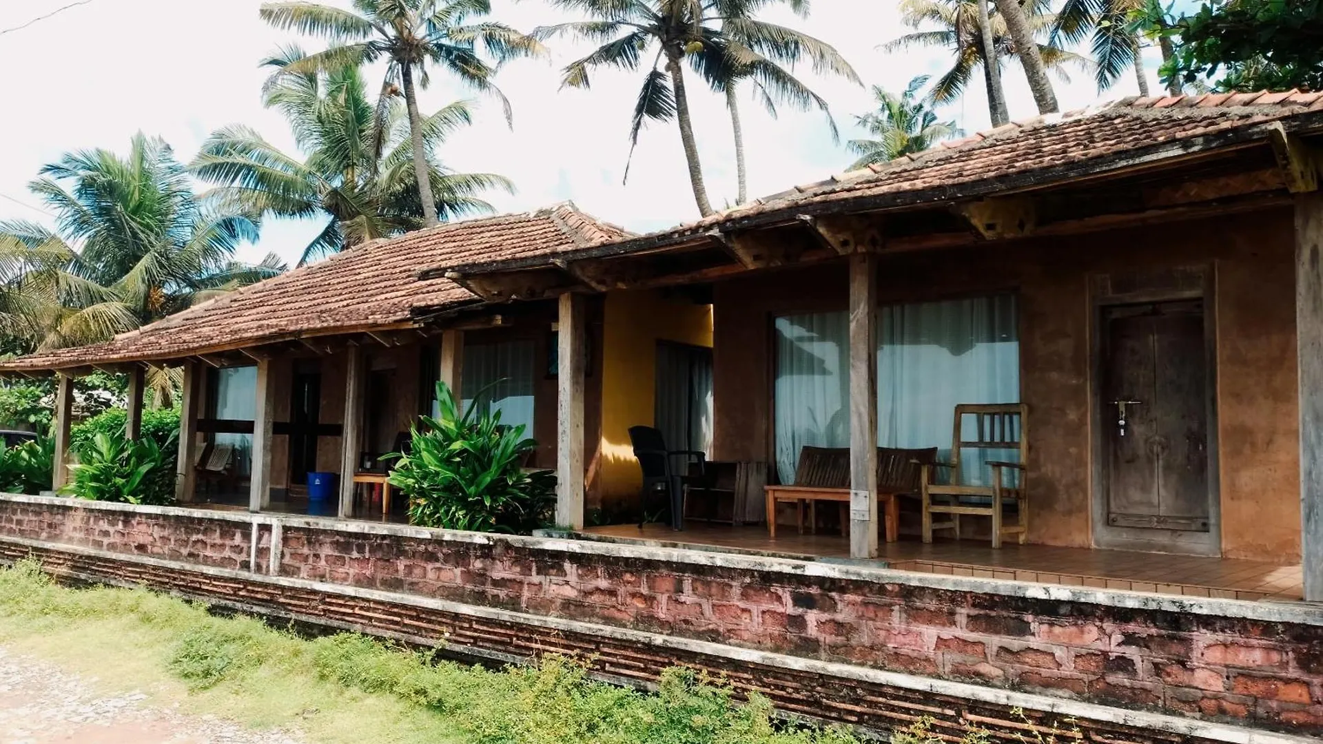 West Bay Palm Treeheritage Beach Resort Varkala India